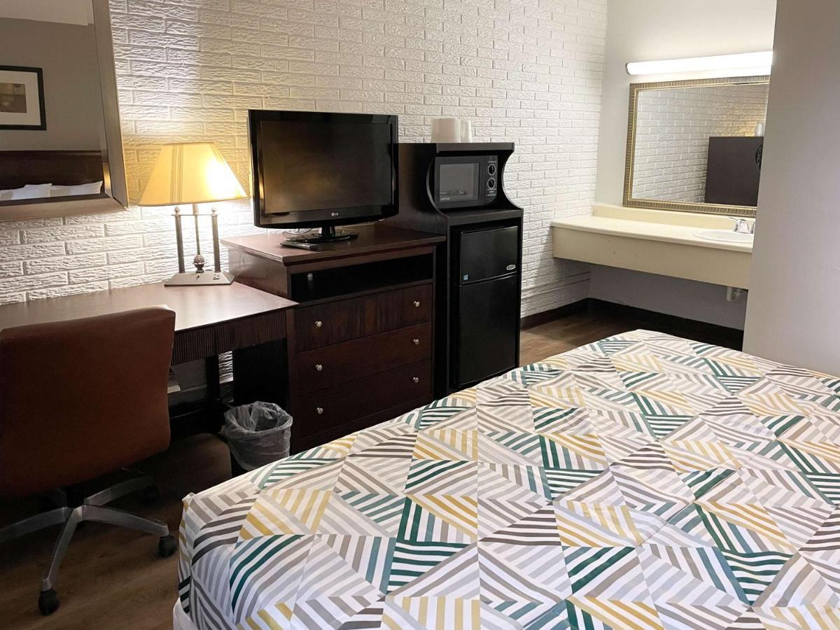 6 Va Hotel